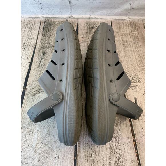 RUGGED SHARK Men’s Gray Clogs / Size: 9 - Picture 5 of 10